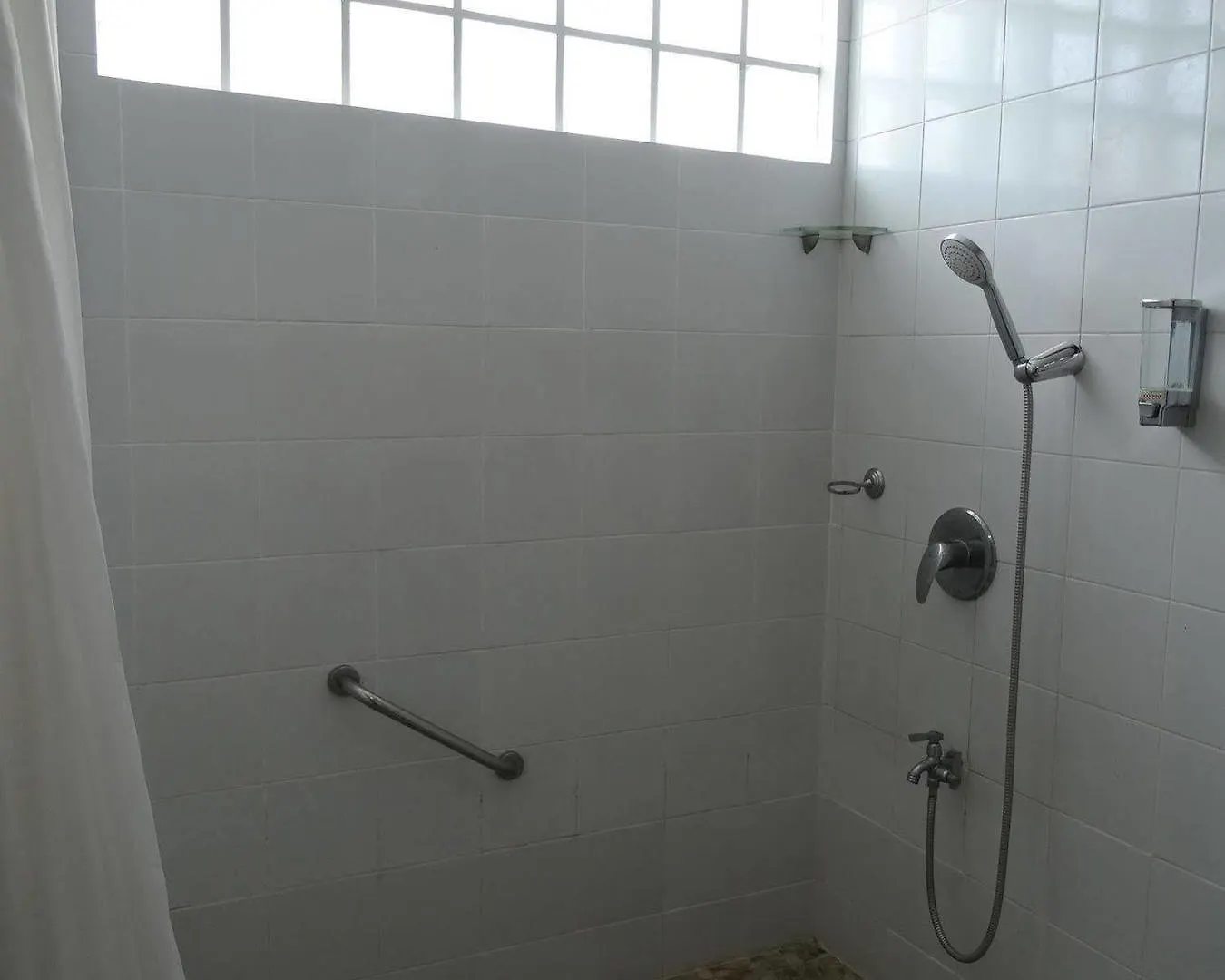Ξενοδοχείο Ecoland Suites & Inn Davao City